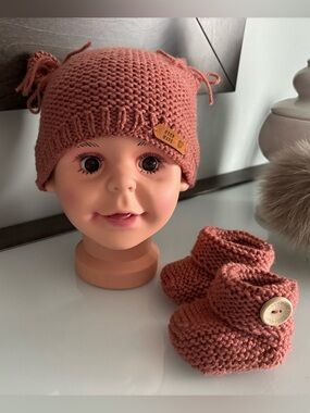 Handmade Knit Baby Hat and Booties - Dusty Rose